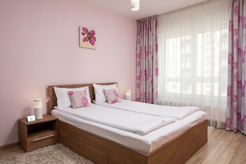 Brasov Holiday Apartments - Magenta Εξωτερικό φωτογραφία